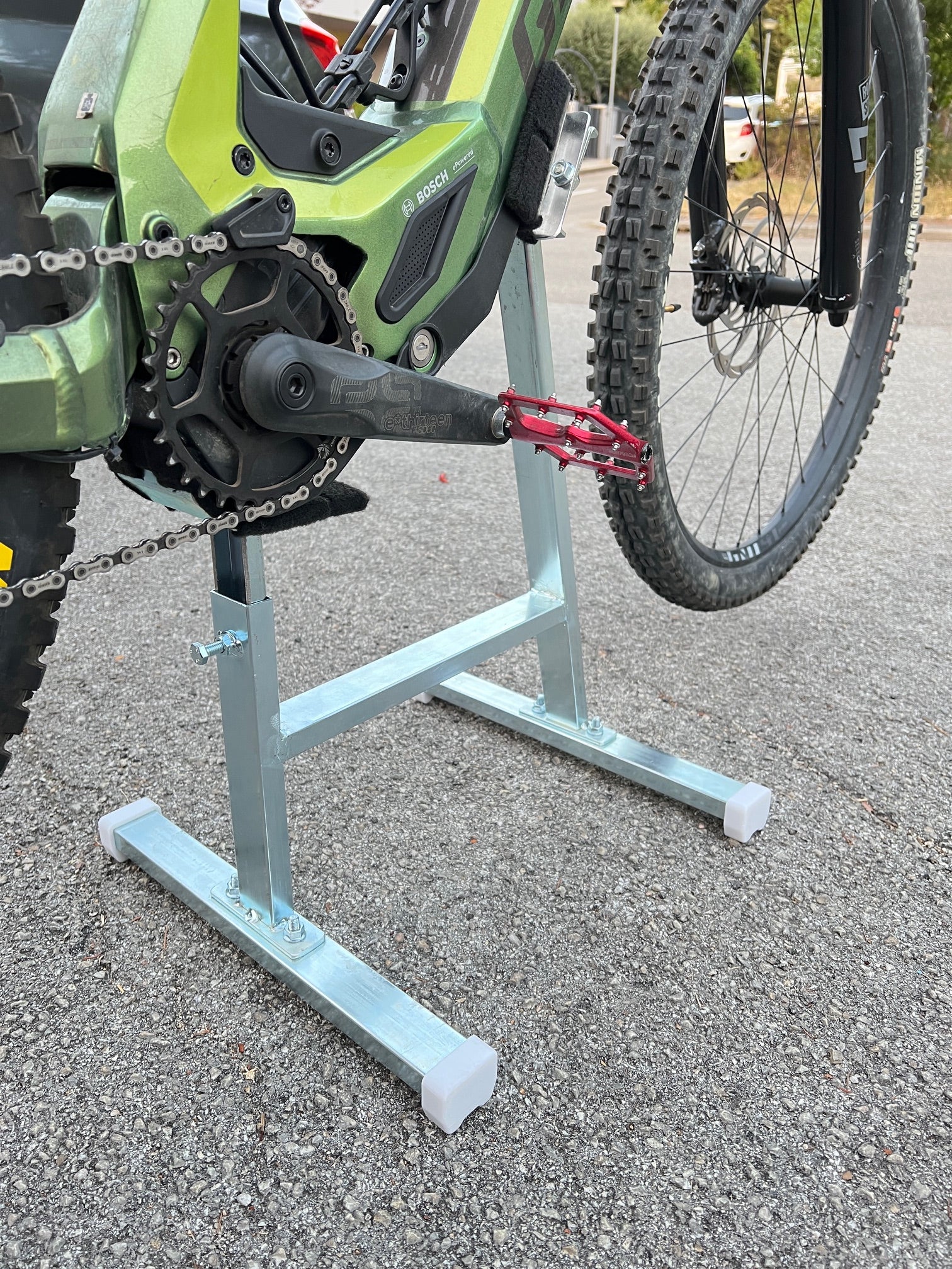 Electric 2025 bike stand